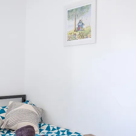 Stunning Modern 3 Bedroom Townhouse - Perfect Getaway * Manchester