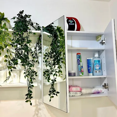 Convenient Private Bed, Bath & Parking Included Accommodatie bij particulieren Manchester