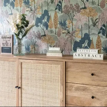 Charming Whitehurst Drive Nest In *