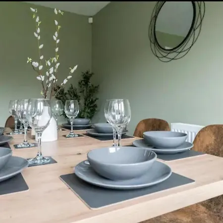Tatil Evi Charming Whitehurst Drive Nest In