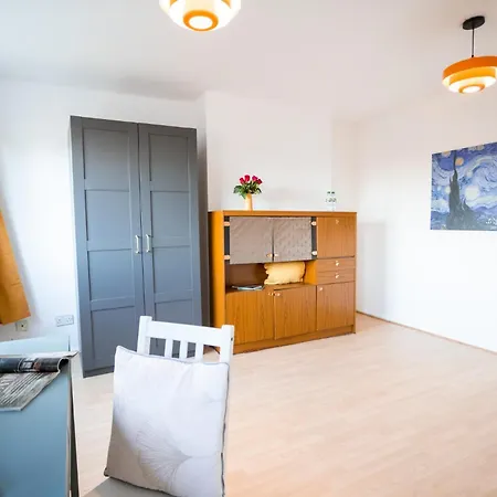 Guest house The Apollo *