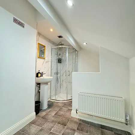 Icon Residencia * Manchester