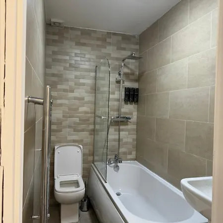 Icon Residencia * Manchester