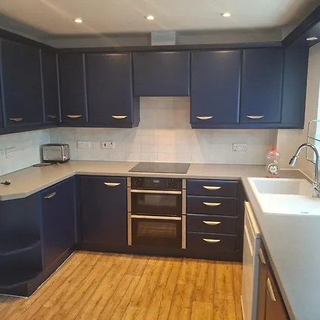 Tatil Evi Cosy 4 Bed Townhouse Manchester