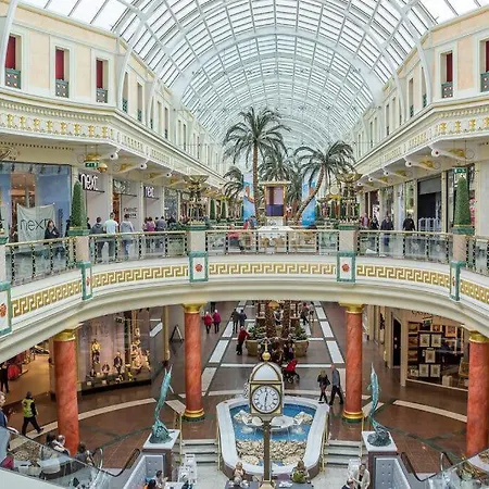 Basement Centre شقة