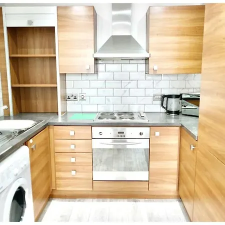 Modern Centre * Манчестер