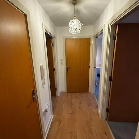 Luxury 2br Flat Near Town * Manchester