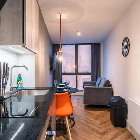 Stylish 2 Bedroom In Manchester