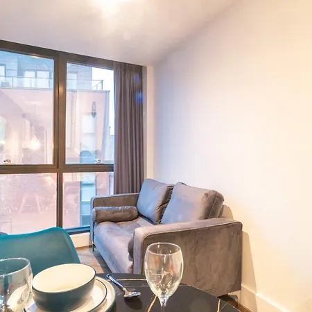 Stylish 2 Bedroom In Appartement Manchester