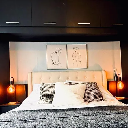 The Secret Garden Retreat With Hot Tub Vakantiehuis