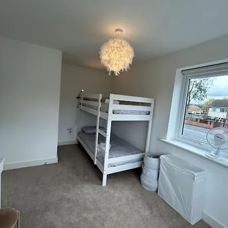 Holiday home 4-bedroom New House Near Centre *