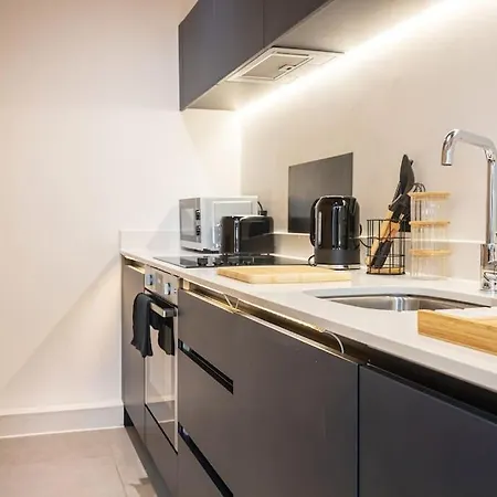 Old Trafford , , 2 Bed Duplex アパート