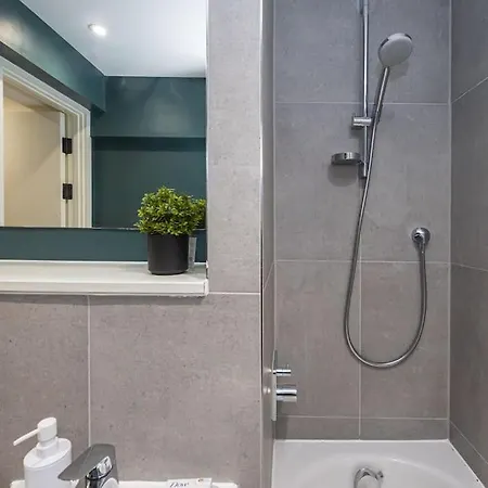 アパート Old Trafford , , 2 Bed Duplex