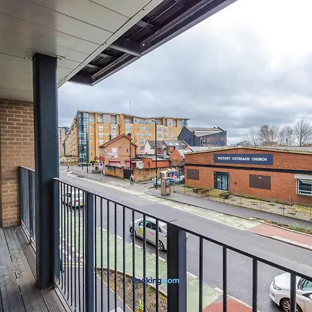 Modern 2 Bed With Balcony By Host A Appartement *