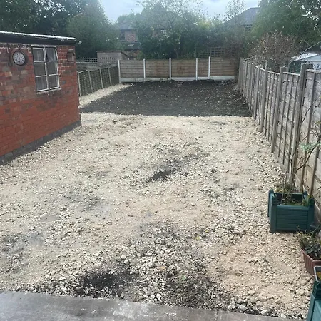 Cozy House With 3 Bedrooms Manchester