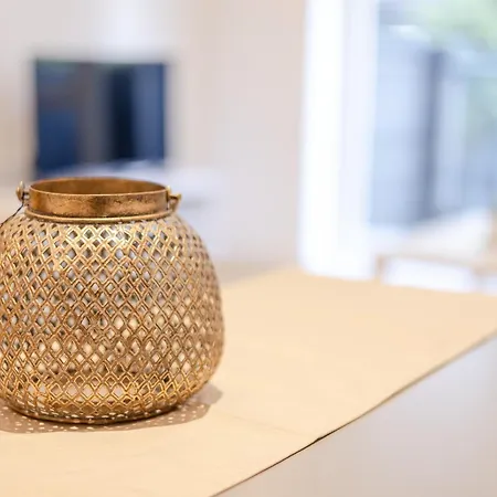 Warm 2 Bedroom 15 Min Walk To Etihad Stadium And Center Manchester