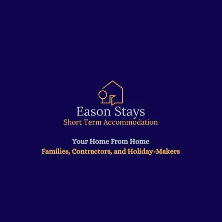 Stunning Three Bedroom House In By Eason Stays, For Oasis Reunion, Ideal For Trips To Etihad Stadium And Coop Live Arena, With Free Parking For Two Cars! Holiday home Manchester