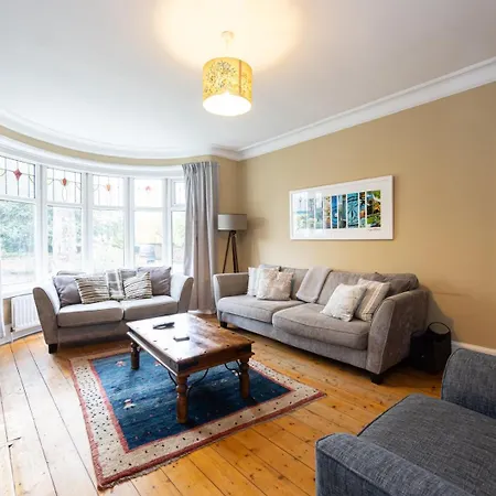 Guestready - Terraced In West Didsbury * Manchester