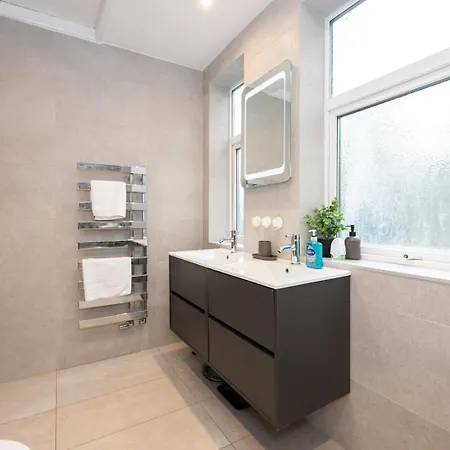 Apartment Guestready - Terraced In West Didsbury Manchester