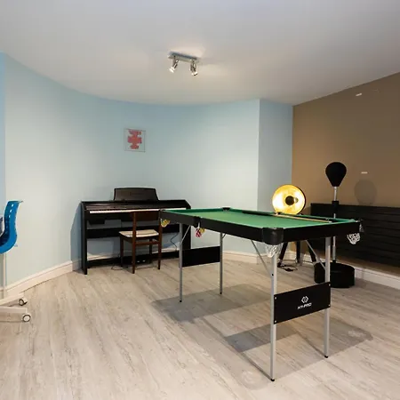 Guestready - Terraced In West Didsbury Guest house