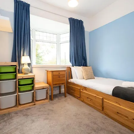 Guestready - Terraced In West Didsbury 4* Manchester