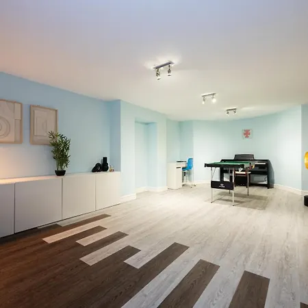 Guestready - Terraced In West Didsbury Guest house 4*