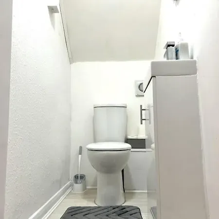 3 Bedroom Centre Edge With Parking Σπίτι διακοπών Μάντσεστερ