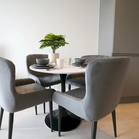 Pass The Keys Regent Road - 9th Floor, Pets Allowed, 24hr Shop *