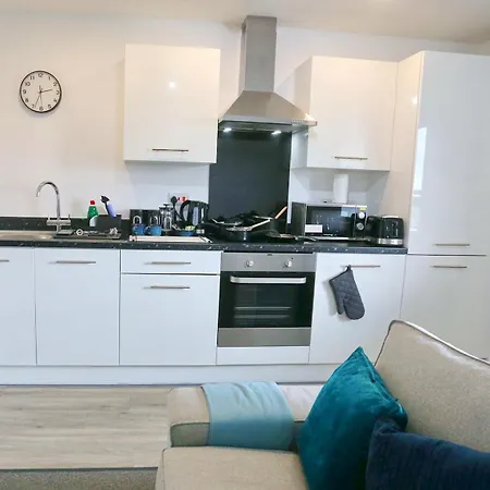 Stylish 1-bed Between Salford Quays & - Pass The Keys