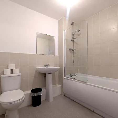 شقة Modern 2 Bed 1 Bath 1 Ensuite - Salford مانشستر