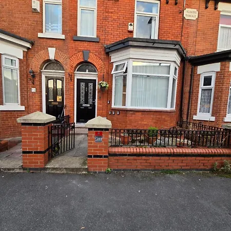 Guest house Poshval Manchester