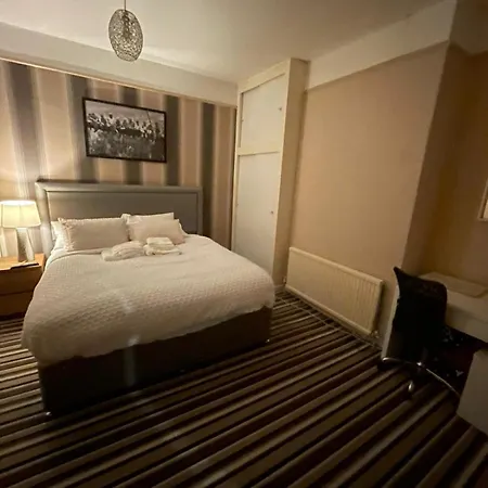 Πανσιόν Poshval *