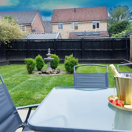 Riverside Villas Holiday home *