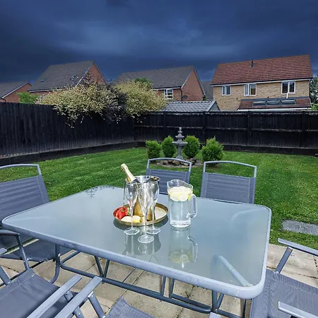 Riverside Villas Holiday home