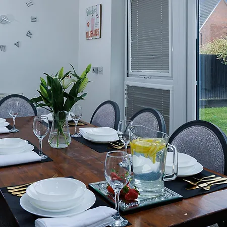 Riverside Villas Manchester
