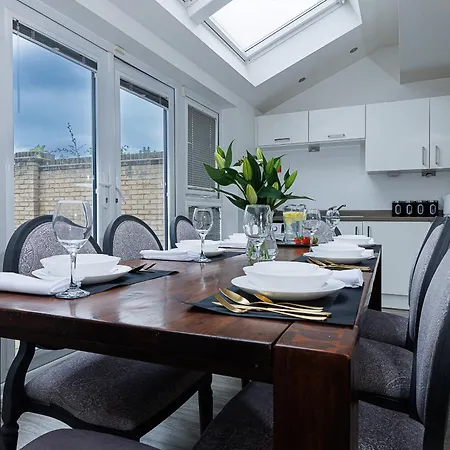 Riverside Villas Holiday home Manchester