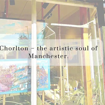 Lovely Chorlton Flat! 5 Seconds To Bus Stop & 2 Minutes To Tram Station *