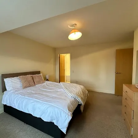 Spacious 2 Bedroom In Chorlton W Free Parking 公寓 曼彻斯特