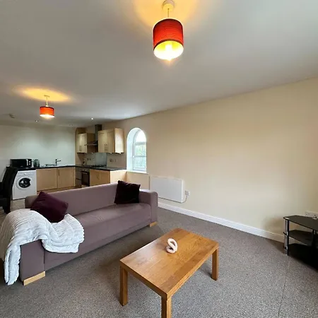 アパート Spacious 2 Bedroom In Chorlton W Free Parking