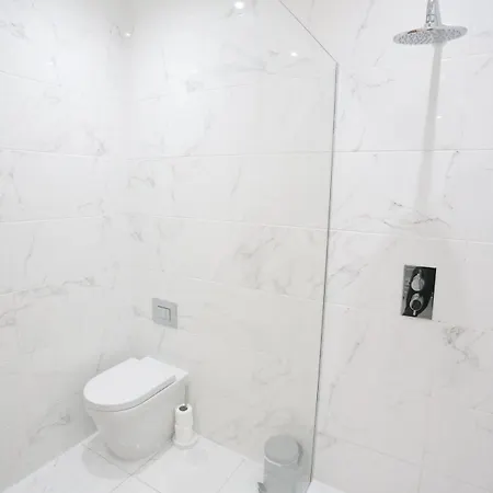 Beautiful Newly Built Flat - Walk To Centre - Pass The Keys * 曼彻斯特