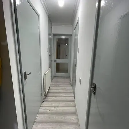 In The Heart Of Μάντσεστερ