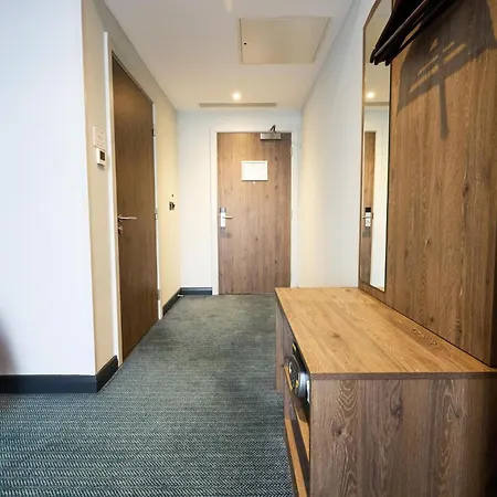 - The Niu, Loom North By Ihg Hotel 3*