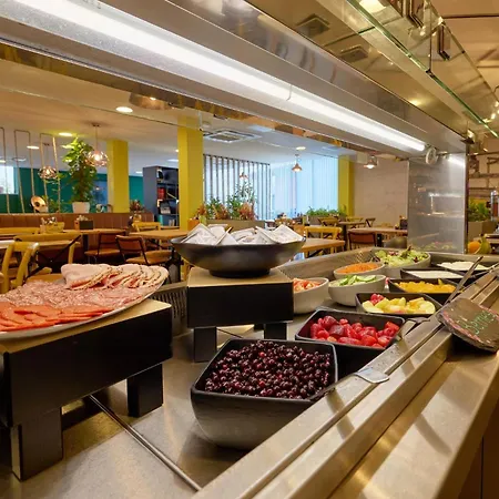 - The Niu, Loom North By Ihg