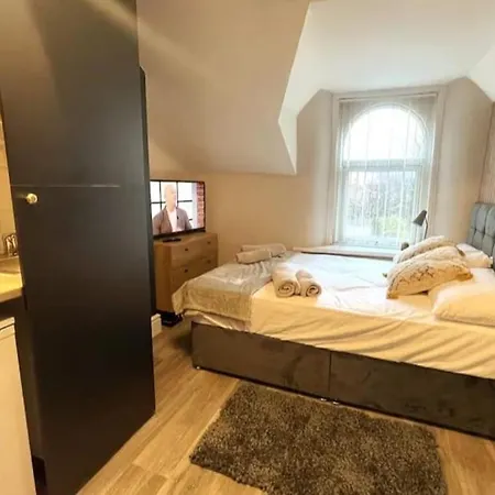 Deluxe Centrally Located In *