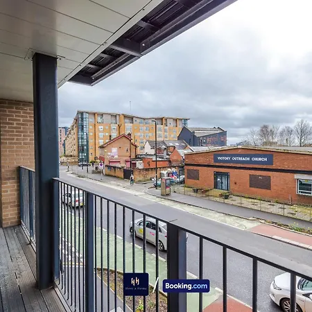 Apartament Modern 2 Bed With Balcony By Host A Manchester