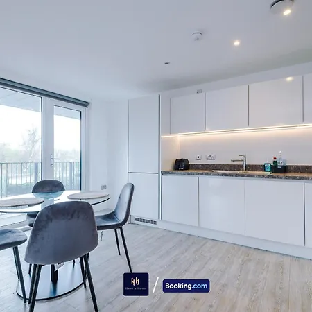 アパート Modern 2 Bed With Balcony By Host A *