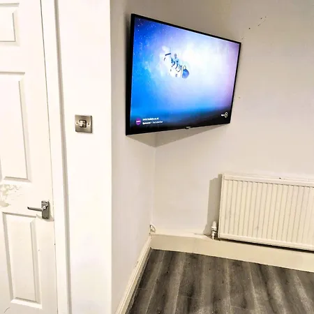 Apartment Affordably Elegant Close To Coop Live, Etihad Stadium And Centre Manchester