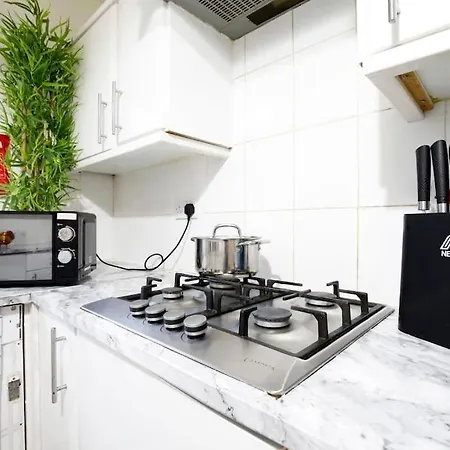 Stunning 4-bedroom Didsbury Appartement Manchester