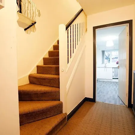 Stunning 4-bedroom Didsbury Manchester