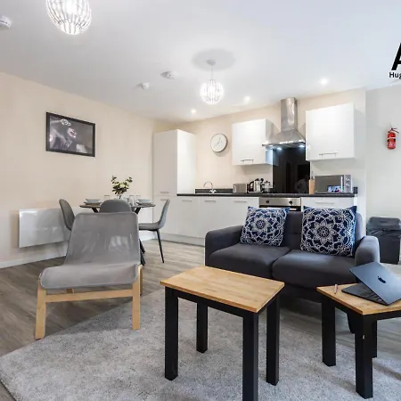 Apartment Elegant One-Bedroom Apartment In Salford - Perfect For Short Stays By Av Hughes Properties
